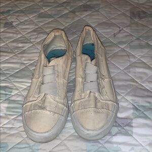 *3 for $25* Blowfish Malibu Cream Canvas Slip-Ons